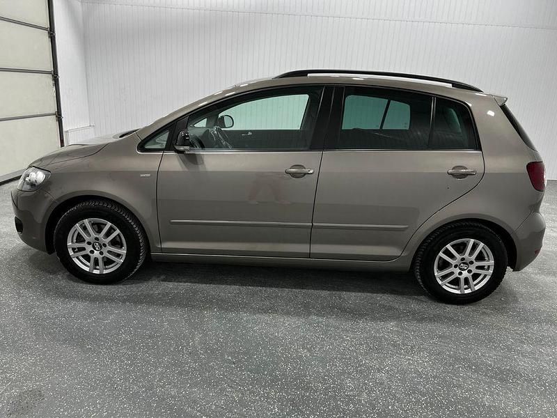 Gebraucht VW Golf VII Match 105 PS (77 kW) 2012 Braun Limousine