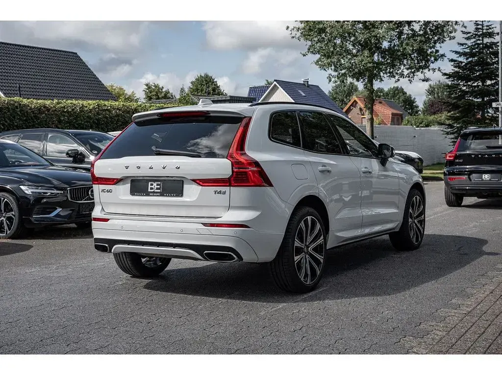Gebraucht Volvo XC60 R-Design 190 PS (139 kW) 2019 Weiß SUV
