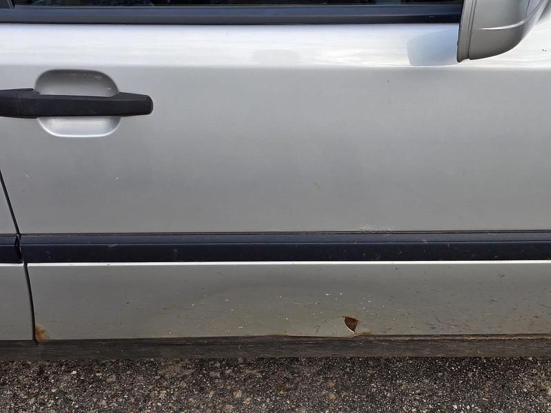 Gebraucht Mercedes C180 122 PS (89 kW) 1997 Silber Limousine