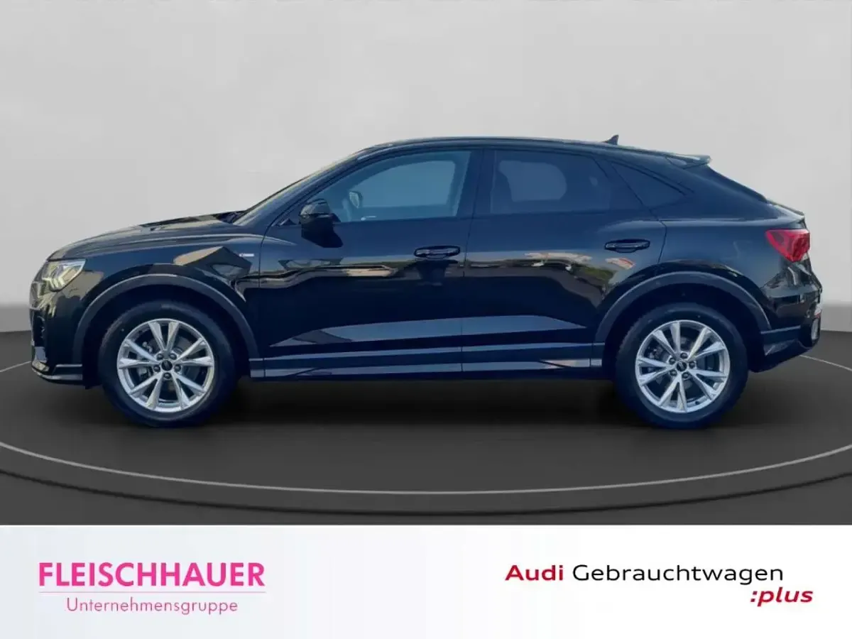 Gebraucht Audi Q3 Sportback S-Line 150 PS (110 kW) 2025 Mythosschwarz metallic SUV