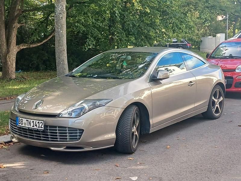 Beige Gebraucht 2009 Renault Laguna III GT Coupé | 10.000 € - Bild 1/4