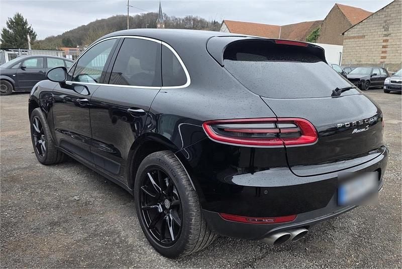 Gebraucht Porsche Macan S 258 PS (189 kW) 2014 Schwarz SUV