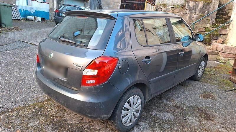 Gebraucht Skoda Fabia 79 PS (58 kW) 2007 Silber Kleinwagen