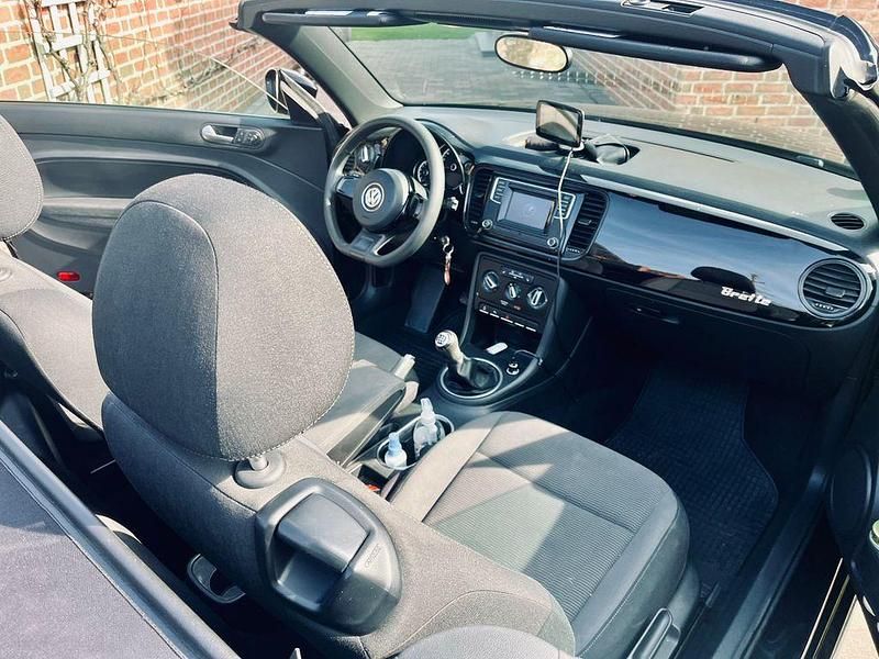 Gebraucht VW Beetle 105 PS (77 kW) 2016 Schwarz Kleinwagen