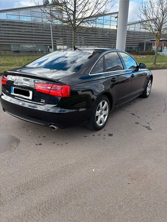 Second-hand Audi A6 Ambiente 245 CP (180 kW) 2012 Negru Berlinǎ