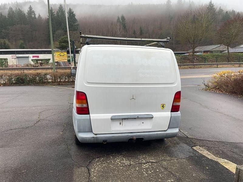 Gebraucht Mercedes Vito 102 PS (75 kW) 2003 Weiß Van