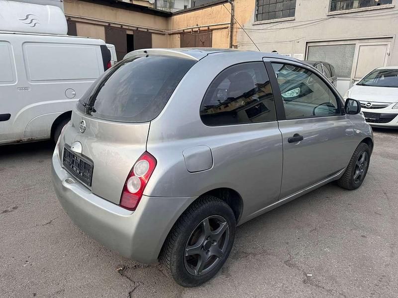 Gebraucht Nissan Micra Visia 65 PS (47 kW) 2010 Silver (m) Kleinwagen