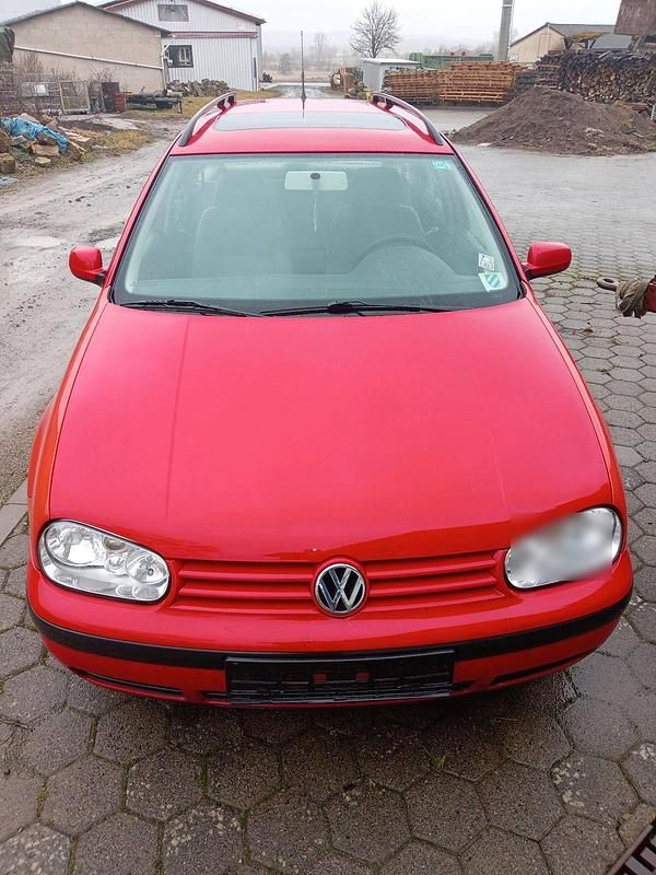 Gebraucht VW Golf IV 100 PS (73 kW) 2001 Rot Kombi