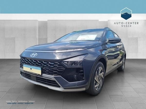 Grau (aurora grey) Neu 2025 Hyundai Bayon Trend SUV | 28.070 € (Teuer) - Bild 1/3