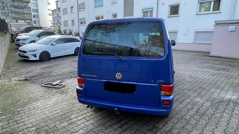 Second-hand VW T4 102 CP (75 kW) 2002 Albastru Van