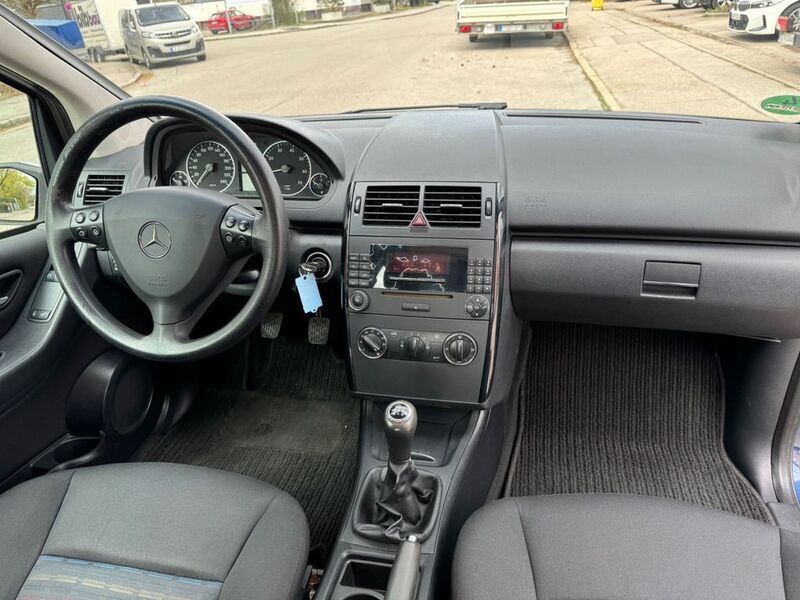 Gebraucht Mercedes A170 116 PS (85 kW) 2005 Blau Limousine