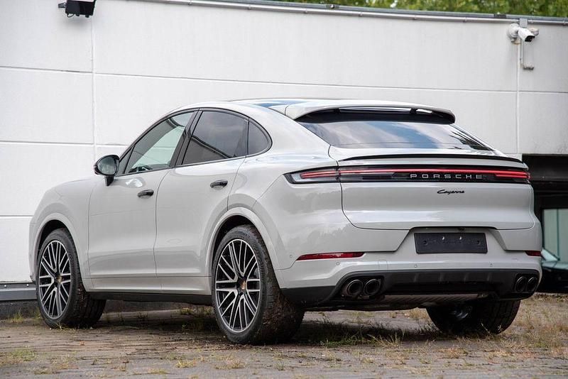 Neu Porsche Cayenne 354 PS (260 kW) 2025 Grau SUV