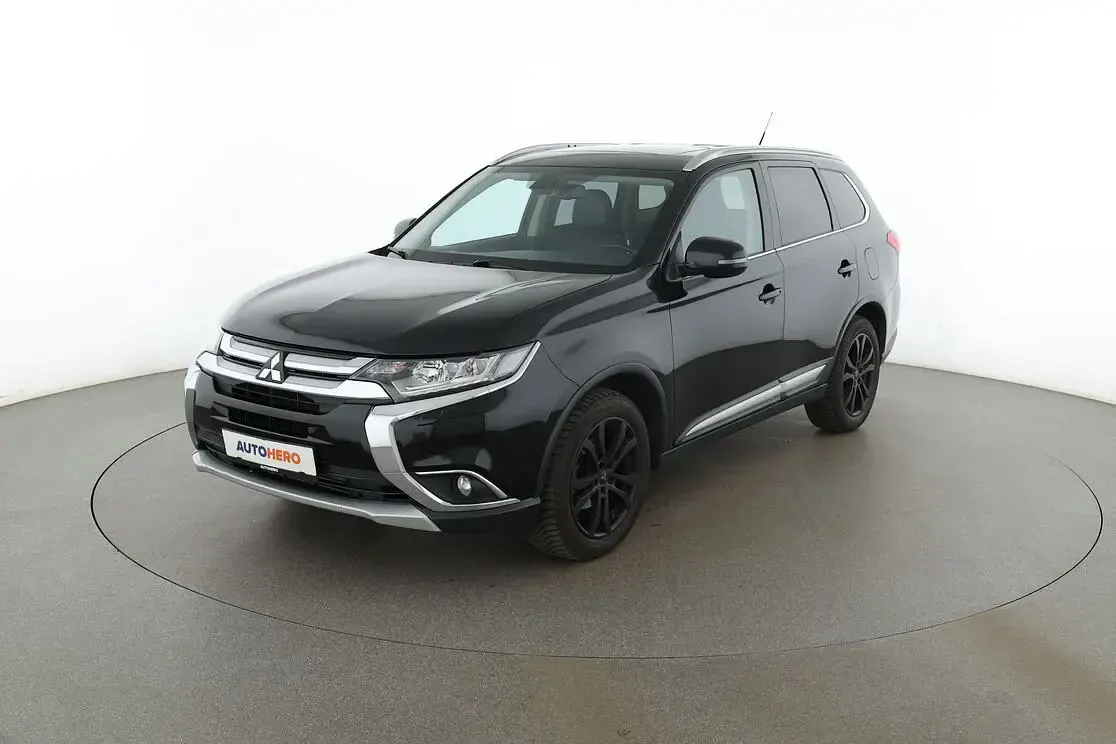Käytetty Mitsubishi Outlander Top 150 HP (110 kW) 2016 Katumaasturi