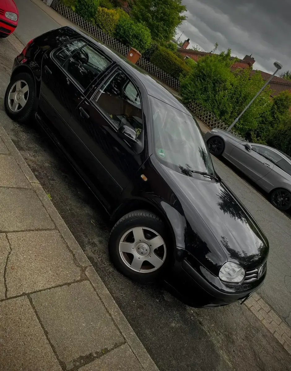 Gebraucht VW Golf III 75 PS (55 kW) 1999 Schwarz Limousine