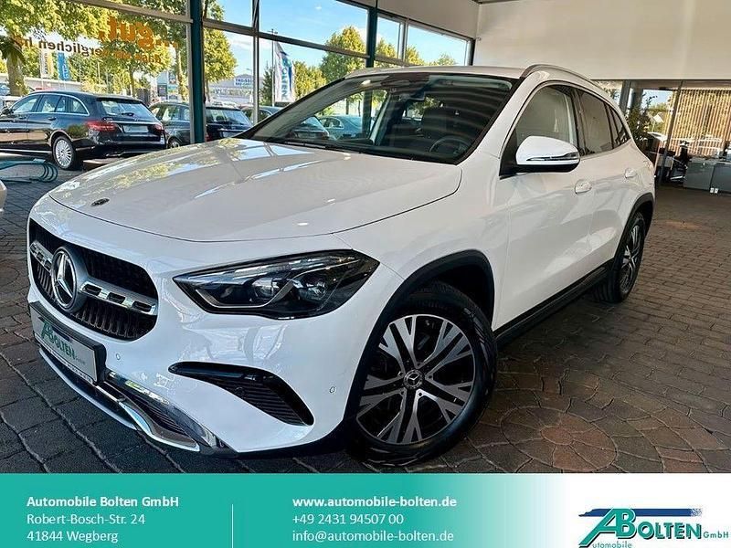 Gebraucht Mercedes GLA250 218 PS (160 kW) 2024 Polarweiß SUV