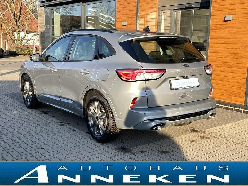 Gebraucht Ford Kuga ST-Line 120 PS (88 kW) 2024 Silber SUV