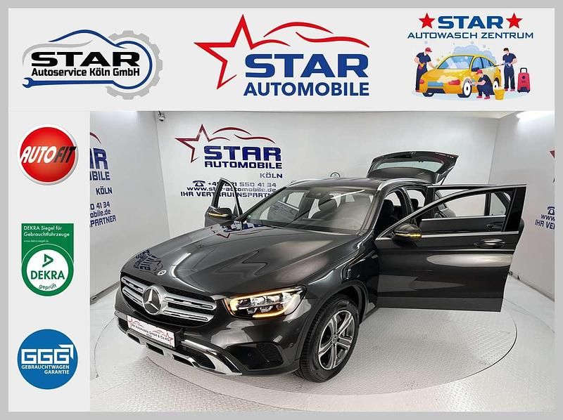 Graphitgrau Gebraucht 2022 Mercedes GLC300e SUV | 33.390 € (Superpreis) - Bild 1/4