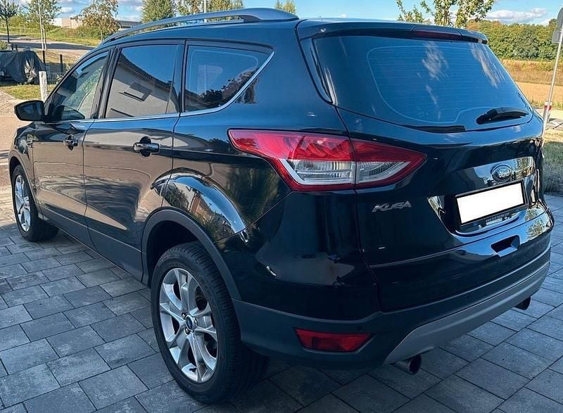 Gebraucht Ford Kuga Titanium 182 PS (133 kW) 2013 Schwarz SUV
