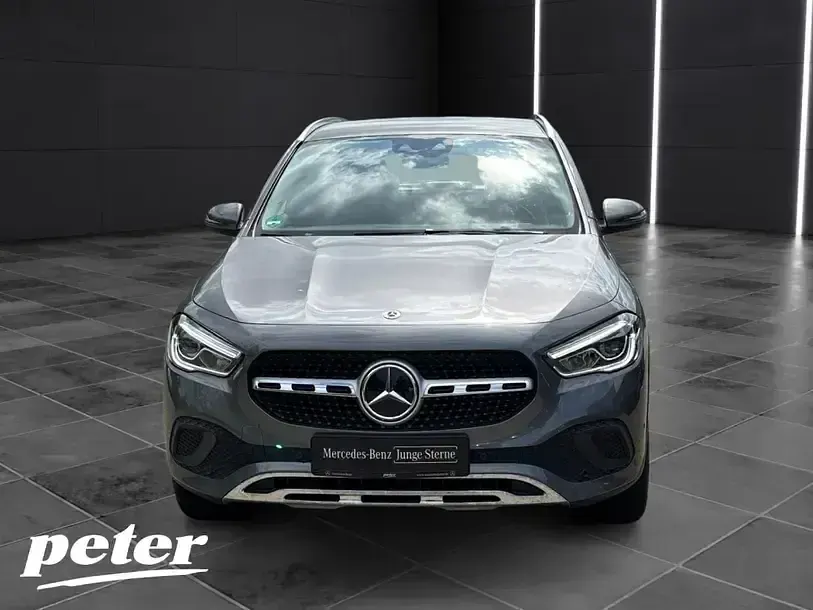 Gebraucht Mercedes GLA200 Progressive 150 PS (110 kW) 2022 Mountaingrau metallic SUV