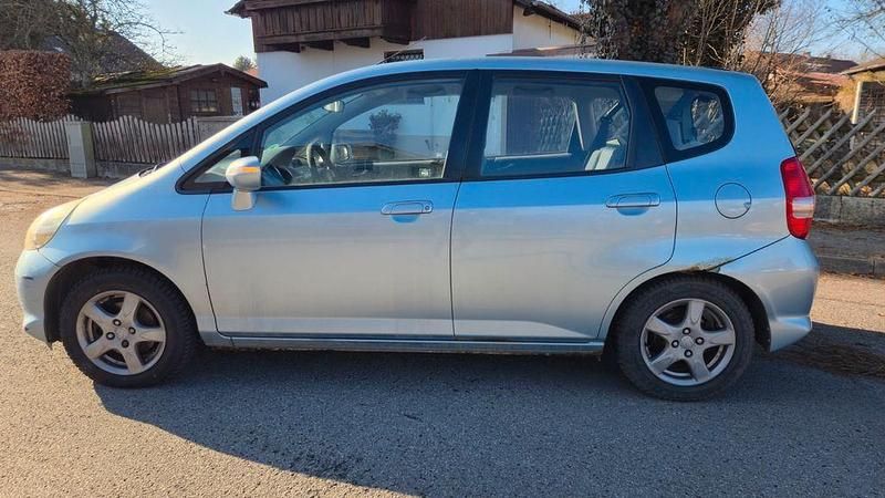 Gebraucht Honda Jazz LS 83 PS (61 kW) 2008 Blau Kleinwagen