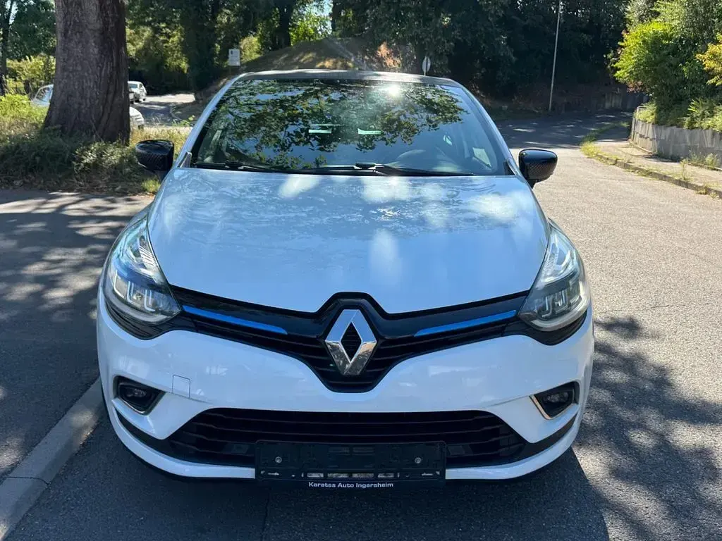 Gebraucht Renault Clio IV Bose Edition 90 PS (66 kW) 2019 Weiß Limousine