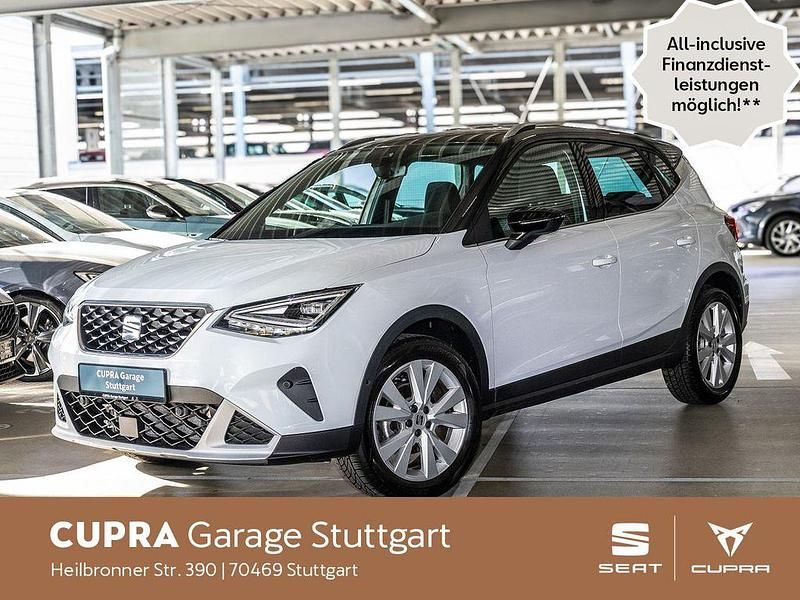 Glacial weiß metallic/midnight Gebraucht 2025 Seat Arona SUV | 22.930 € (Fairer Preis) - Bild 1/4