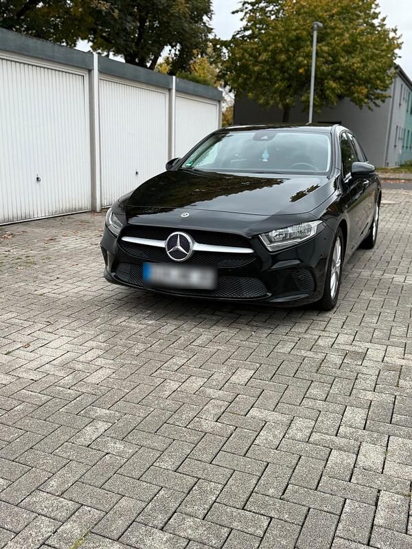 Schwarz Gebraucht 2019 Mercedes A220 Limousine | 18.300 € (Guter Preis) - Bild 1/4