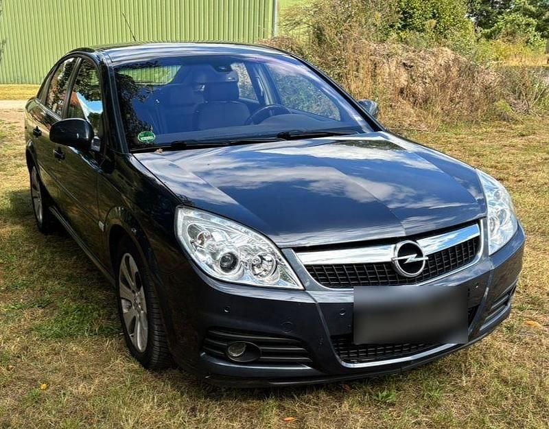Blau Gebraucht 2008 Opel Vectra Limousine | 1.600 € (Superpreis) - Bild 1/4