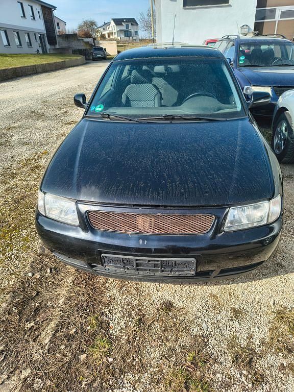 Gebraucht Audi A3 Attraction 150 PS (110 kW) 1999 Schwarz Kleinwagen