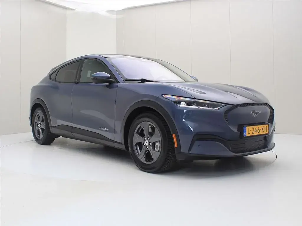 Gebraucht Ford Mustang Mach-E 189 kW (258 PS) 2021 Blau SUV