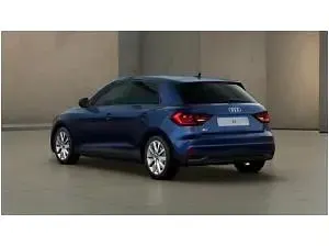 Gebraucht Audi A1 95 PS (69 kW) 2026 Blau (navarrablau) SUV