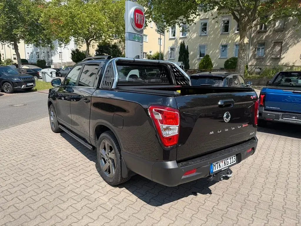 Gebraucht KGM Musso 203 PS (149 kW) 2026 Schwarz Pickup