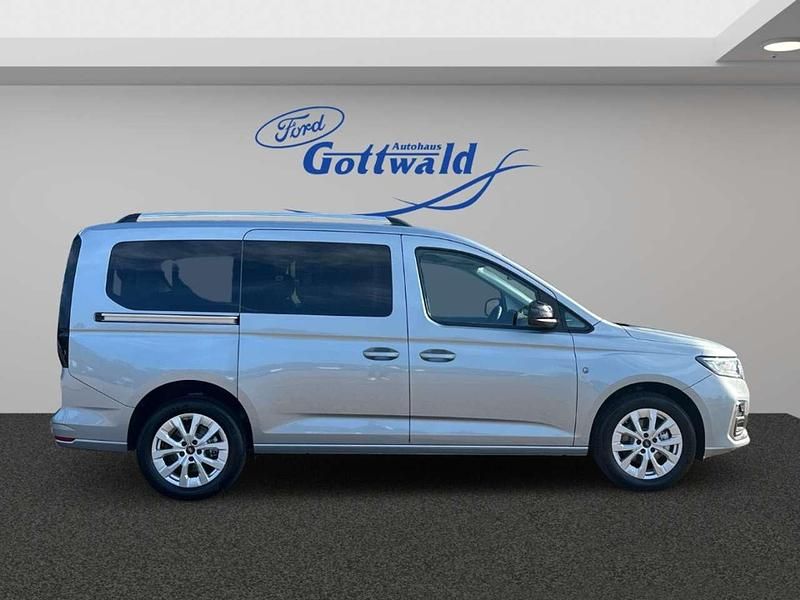 Neu Ford Tourneo Titanium 150 PS (110 kW) 2026 Frost silber Van / Kleinbus