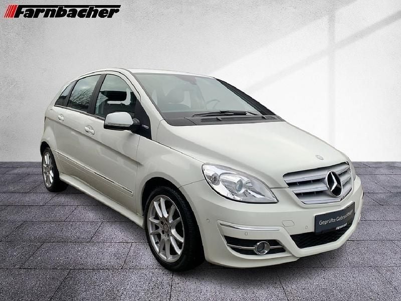 Gebraucht Mercedes B160 95 PS (69 kW) 2011 Calcitweiss  unilack Van / Kleinbus