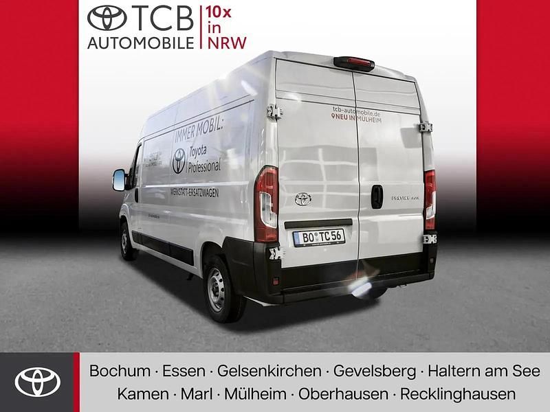 Gebraucht Toyota Proace 140 PS (102 kW) 2024 Weiß Van / Kleinbus