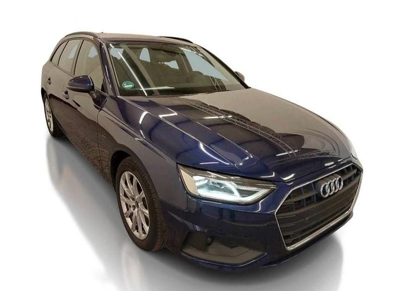 Gebraucht Audi A4 Basis 150 PS (110 kW) 2023 Blau Kombi