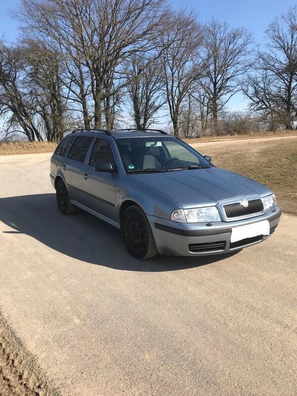 Gebraucht 2002 Skoda Octavia Kombi | 1.600 € (Teuer) - Bild 1/4