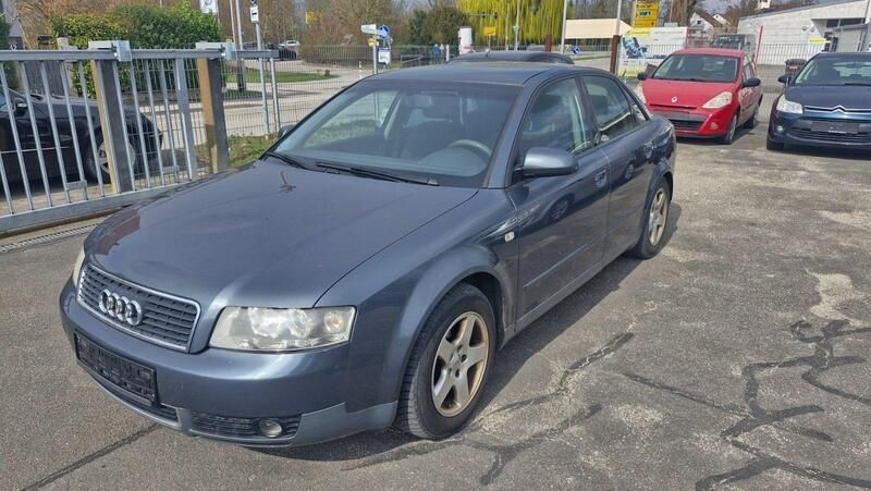 Grau Gebraucht 2002 Audi A4 Limousine | 500 € (Superpreis) - Bild 1/4