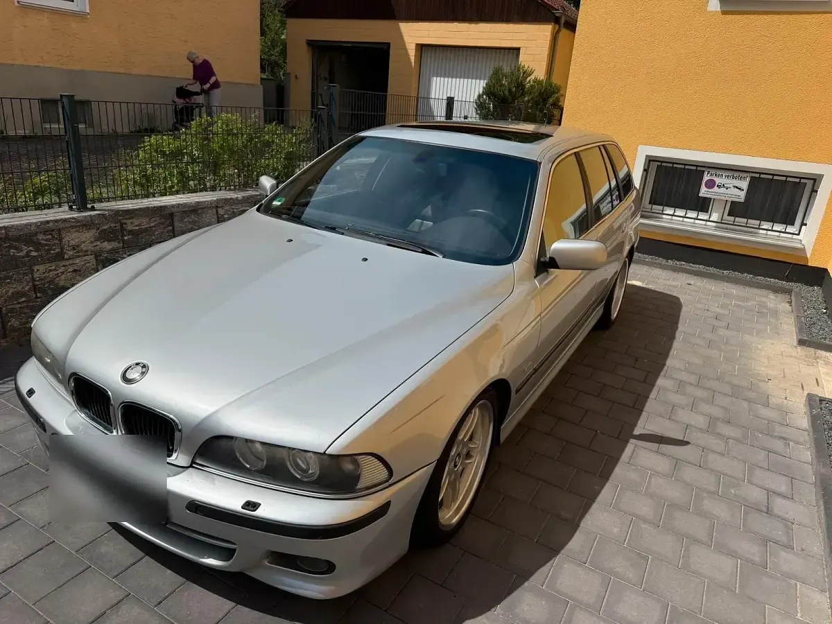 Gebraucht BMW 530 231 PS (169 kW) 2000 Silber Kombi