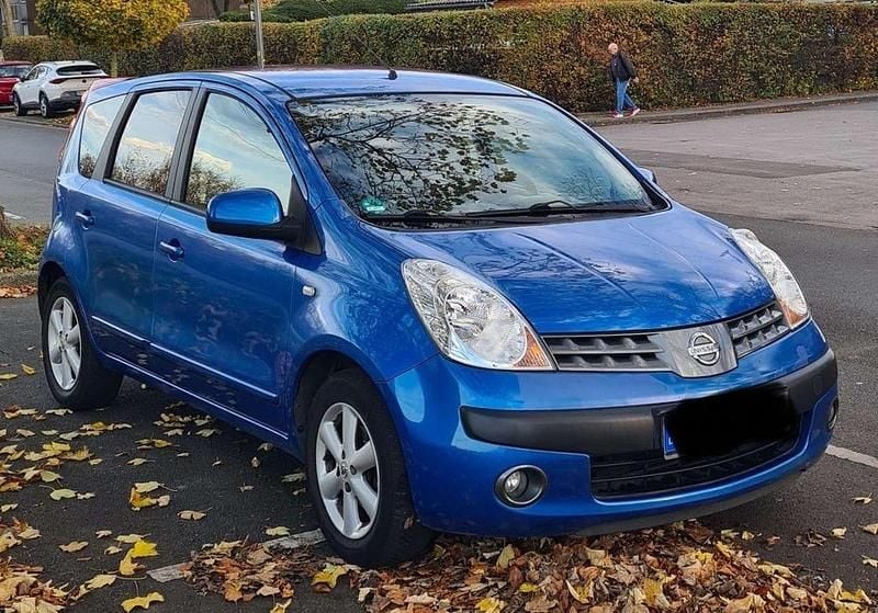 Blau Gebraucht 2006 Nissan Note Acenta Van / Kleinbus | 2.300 € (Fairer Preis) - Bild 1/4