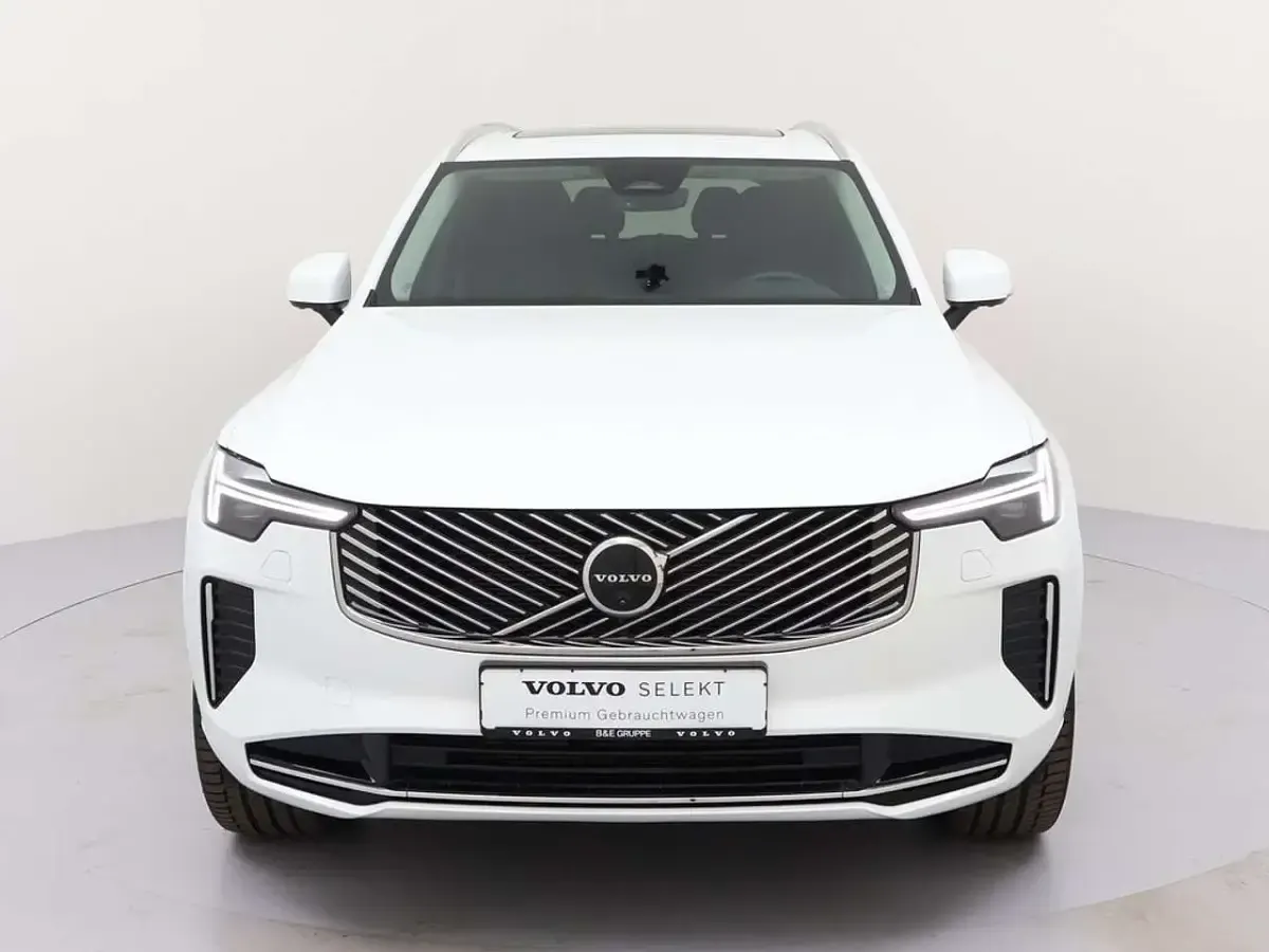 Gebraucht Volvo XC90 Plus 250 PS (183 kW) 2025 Crystal weiss SUV