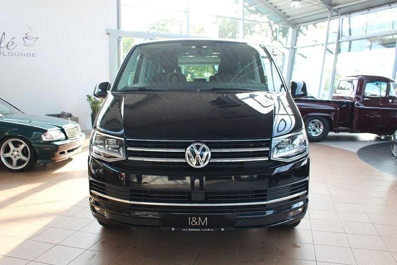 Schwarz Gebraucht 2017 VW T6 Highline Van | 38.990 € (Fairer Preis) - Bild 1/4