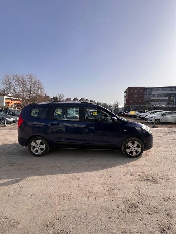 Gebraucht Dacia Lodgy Prestige 109 PS (80 kW) 2016 Blau Van / Kleinbus