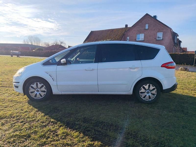 Gebraucht Ford S-MAX Titanium 200 PS (147 kW) 2013 Weiß Van / Kleinbus
