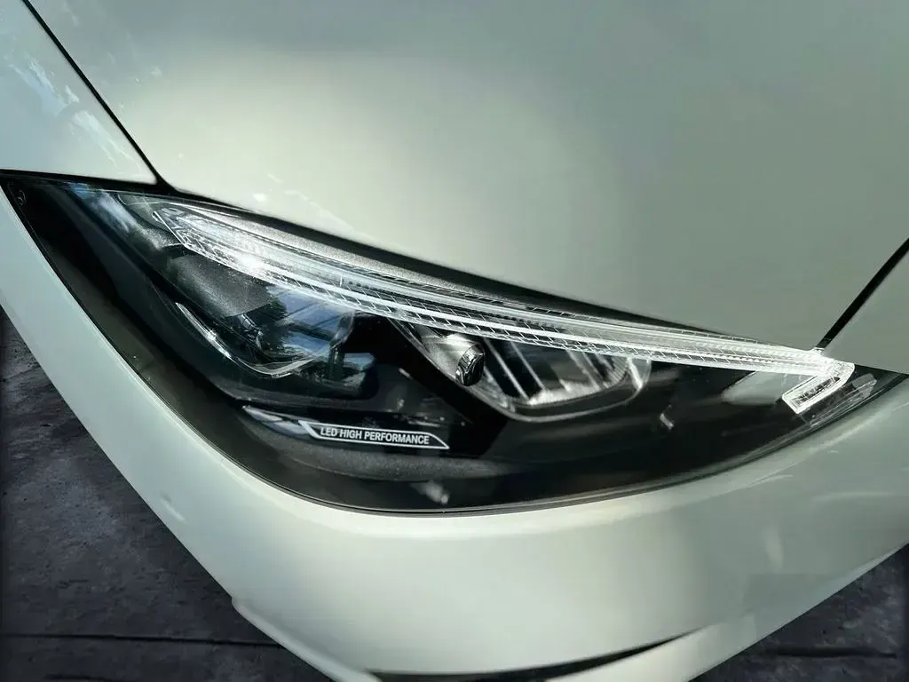 Gebraucht Mercedes C220 197 PS (144 kW) 2025 Weiß Limousine