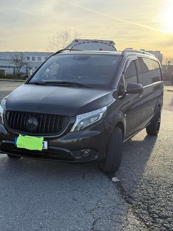 Gebraucht Mercedes Vito 190 PS (139 kW) 2019 Van