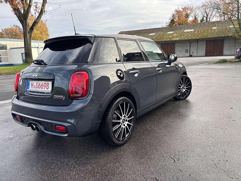Gebraucht Mini Cooper S Coupé 192 PS (141 kW) 2017 Thundergrey Coupé