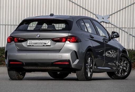 Gebraucht BMW 120 Shadowline 170 PS (125 kW) 2024 Skyscraper grau Kleinwagen