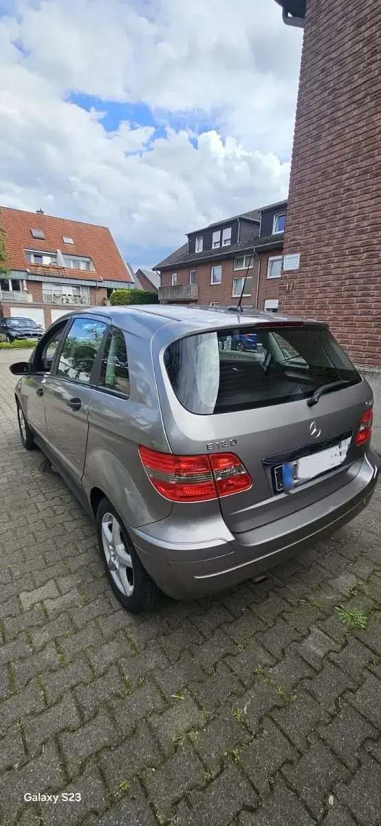 Gebraucht Mercedes B180 109 PS (80 kW) 2008 Beige Van / Kleinbus