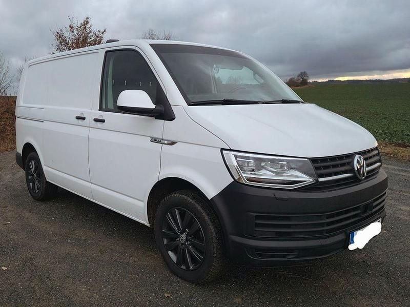 Gebraucht VW Transporter 150 PS (110 kW) 2019 Weiß Van